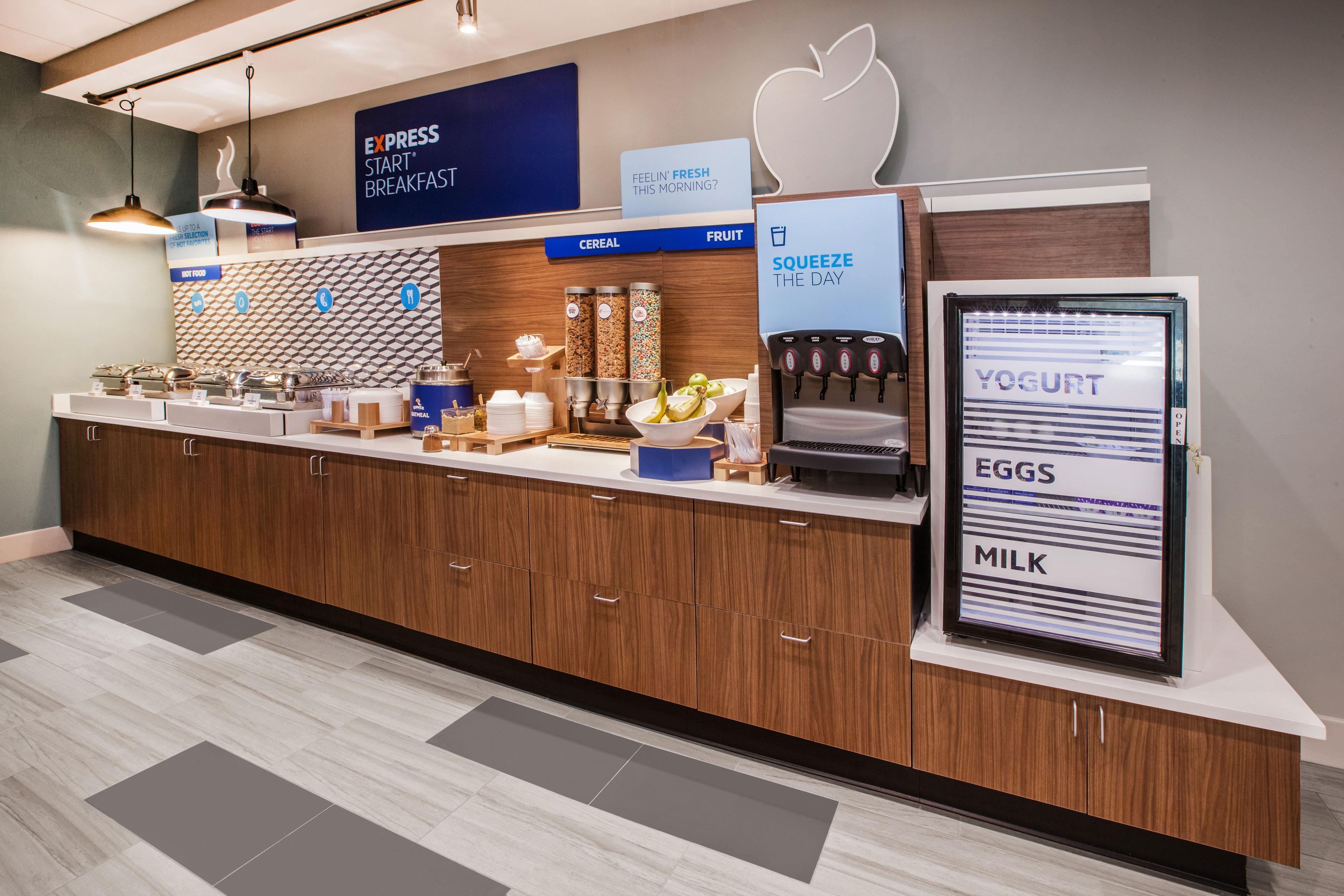 Holiday Inn Express Hotels- Hampton By Ihg Exterior foto